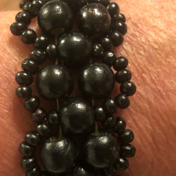 Black Wood Bead Bracelet - Picture 3 of 3